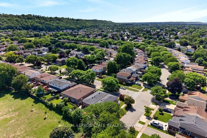 Photo 49 at 102 Birchlawn Drive, Stoney Creek, Hamilton
