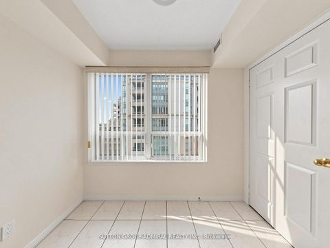 Photo 15 at 704 - 1 Emerald Lane, Yorkhill, Vaughan