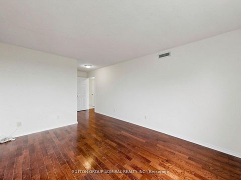 Photo 17 at 704 - 1 Emerald Lane, Yorkhill, Vaughan