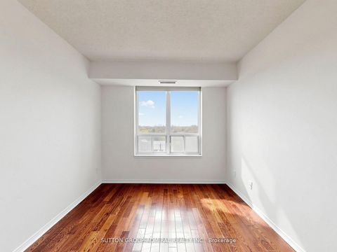Photo 22 at 704 - 1 Emerald Lane, Yorkhill, Vaughan