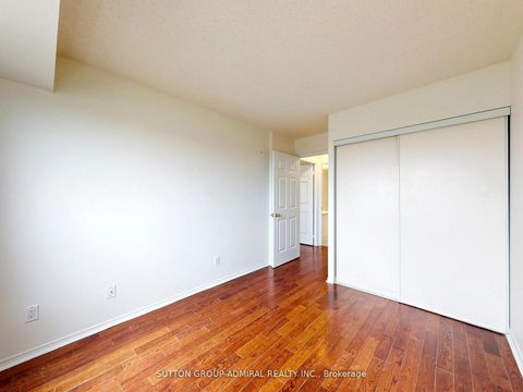 Photo 23 at 704 - 1 Emerald Lane, Yorkhill, Vaughan