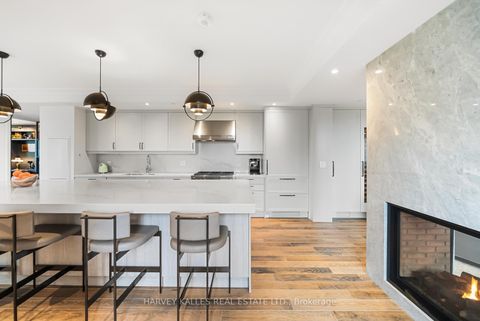 Photo 8 at 701 - 1 Forest Hill Road, Casa Loma, Toronto
