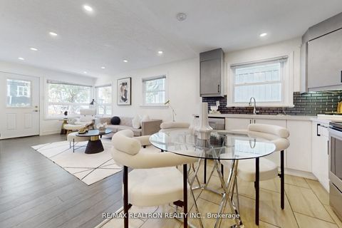 Photo 14 at 59 Machell Avenue, Aurora Village, Aurora