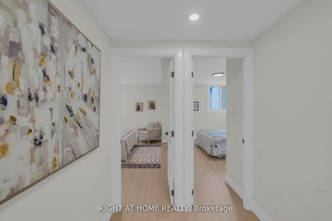 Photo 17 at 609 - 812 Burnhamthorpe Road, Markland Wood, Toronto