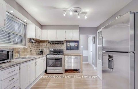 Photo 8 at 6 Monaco Court, Black Creek, Toronto