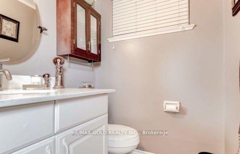 Photo 10 at 6 Monaco Court, Black Creek, Toronto