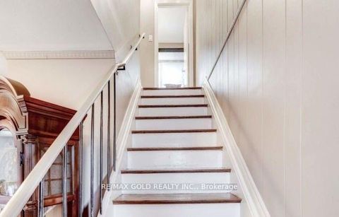 Photo 11 at 6 Monaco Court, Black Creek, Toronto