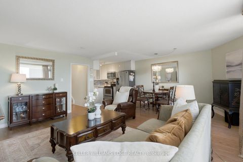 Photo 7 at E37 - 288 Mill Road, Markland Wood, Toronto