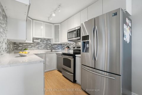 Photo 8 at E37 - 288 Mill Road, Markland Wood, Toronto