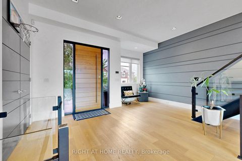 Photo 6 at 2931 Lansdowne Avenue, Glen Park, Toronto