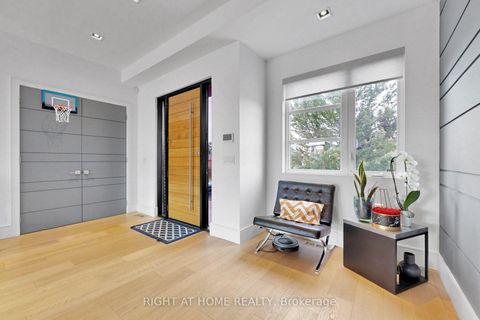 Photo 7 at 2931 Lansdowne Avenue, Glen Park, Toronto