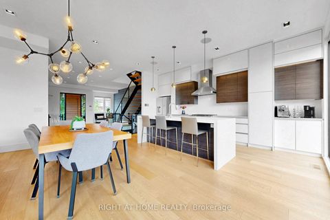 Photo 10 at 2931 Lansdowne Avenue, Glen Park, Toronto