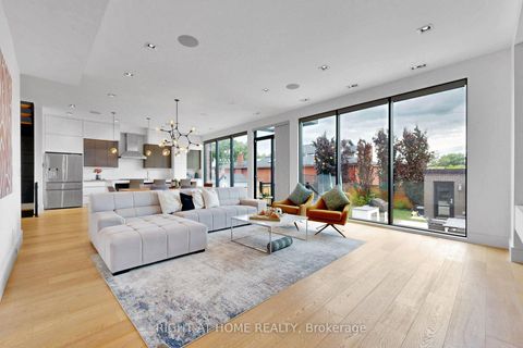 Photo 19 at 2931 Lansdowne Avenue, Glen Park, Toronto
