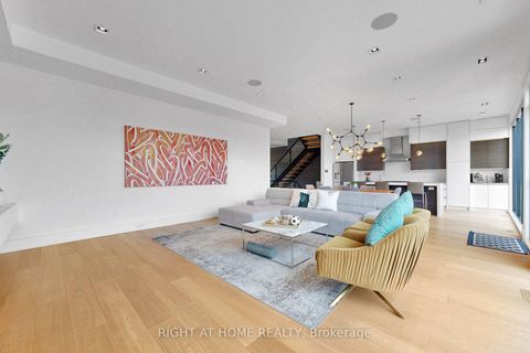 Photo 20 at 2931 Lansdowne Avenue, Glen Park, Toronto