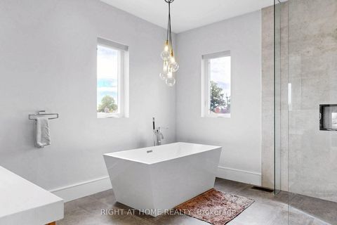 Photo 26 at 2931 Lansdowne Avenue, Glen Park, Toronto