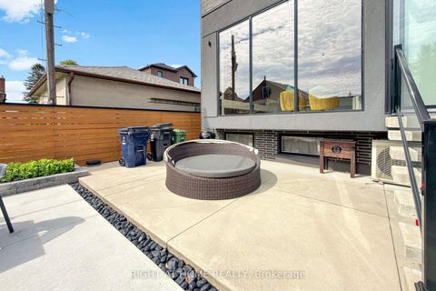 Photo 42 at 2931 Lansdowne Avenue, Glen Park, Toronto