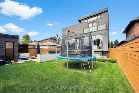 Photo 48 at 2931 Lansdowne Avenue, Glen Park, Toronto