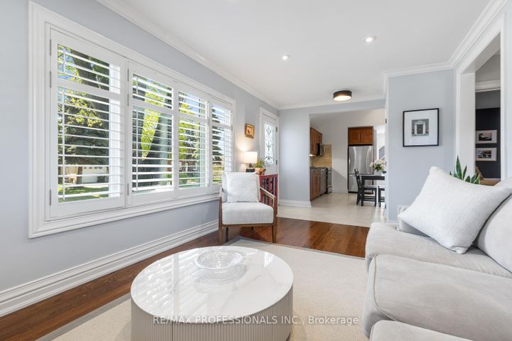 Photo 4 at 869 First Street, Lakeview, Mississauga