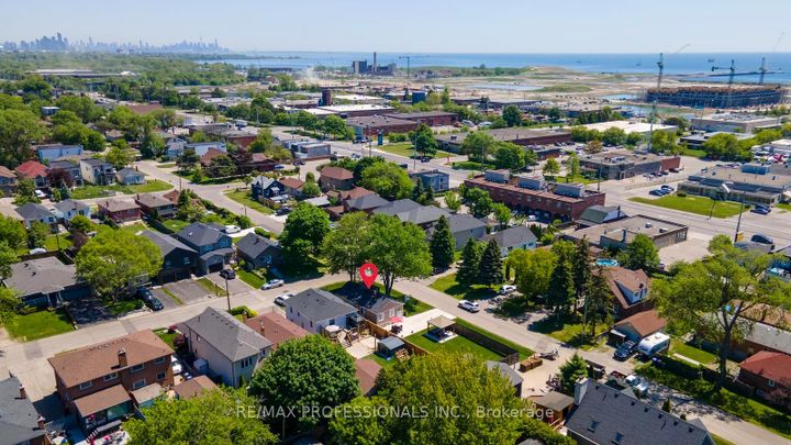 Photo 29 at 869 First Street, Lakeview, Mississauga