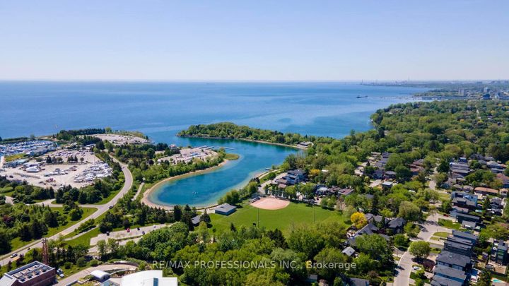 Photo 35 at 869 First Street, Lakeview, Mississauga
