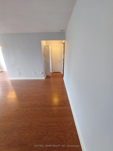 Photo 5 at 504 - 921 Midland Avenue, Eglinton East, Toronto