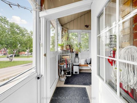 Photo 41 at 9 Clevedon Street E, CFB, Toronto