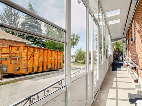Photo 43 at 9 Clevedon Street E, CFB, Toronto