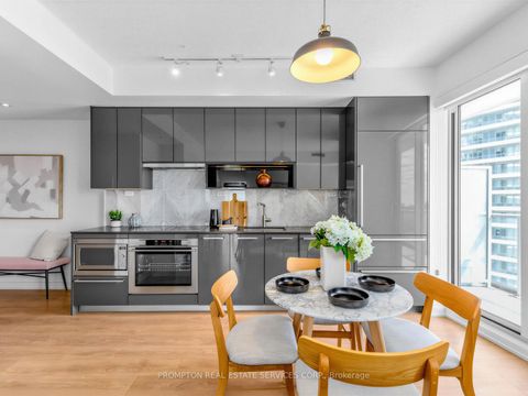 Photo 5 at 1710 - 115 McMahon Drive, Bayview Village, Toronto