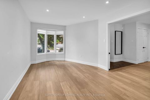 Photo 4 at 253 Charlton Avenue, Brownridge, Vaughan
