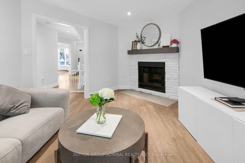 Photo 12 at 253 Charlton Avenue, Brownridge, Vaughan