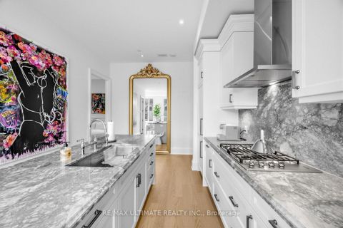 Photo 11 at 202 - 133 Hazelton Avenue, Annex, Toronto