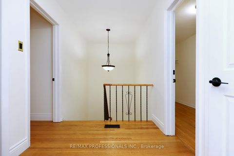 Photo 11 at 20 - 160 Carsbrooke Road, Etobicoke West Mall, Toronto