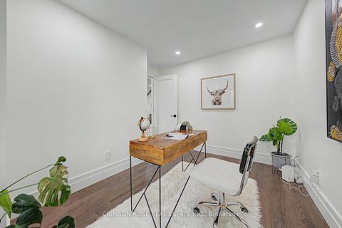 Photo 5 at 61 Mulgrove Drive, Etobicoke West Mall, Toronto
