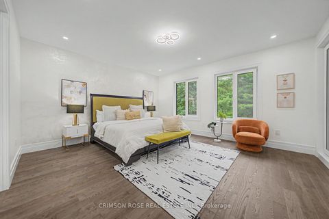 Photo 20 at 61 Mulgrove Drive, Etobicoke West Mall, Toronto