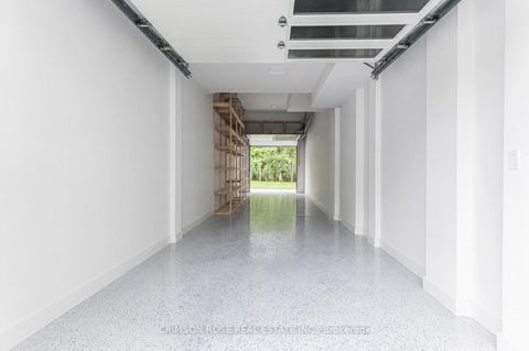 Photo 43 at 61 Mulgrove Drive, Etobicoke West Mall, Toronto