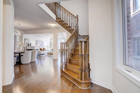 Photo 2 at 113 Riding Mountain Drive, Jefferson, Richmond Hill