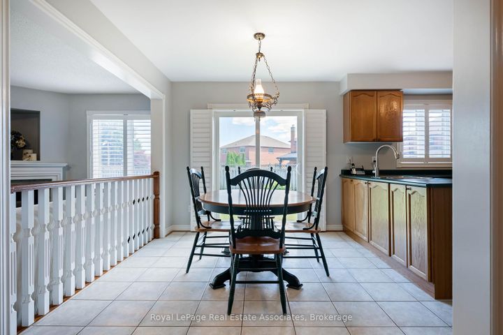 Photo 10 at 14306 Argyll Road, Georgetown, Halton Hills