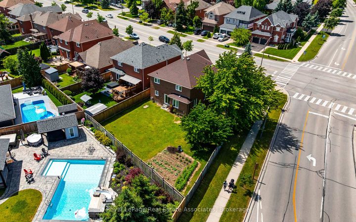 Photo 37 at 14306 Argyll Road, Georgetown, Halton Hills