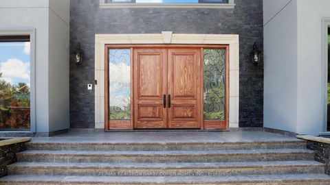 Photo 3 at 30 Marcus Court, Rural Vaughan, Vaughan