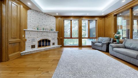 Photo 8 at 30 Marcus Court, Rural Vaughan, Vaughan