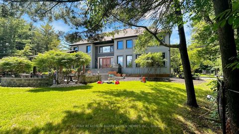 Photo 43 at 30 Marcus Court, Rural Vaughan, Vaughan
