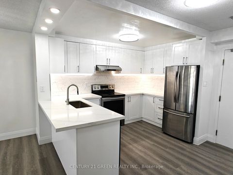 Photo 12 at 1206 - 4 Park Vista, Parkview, Toronto