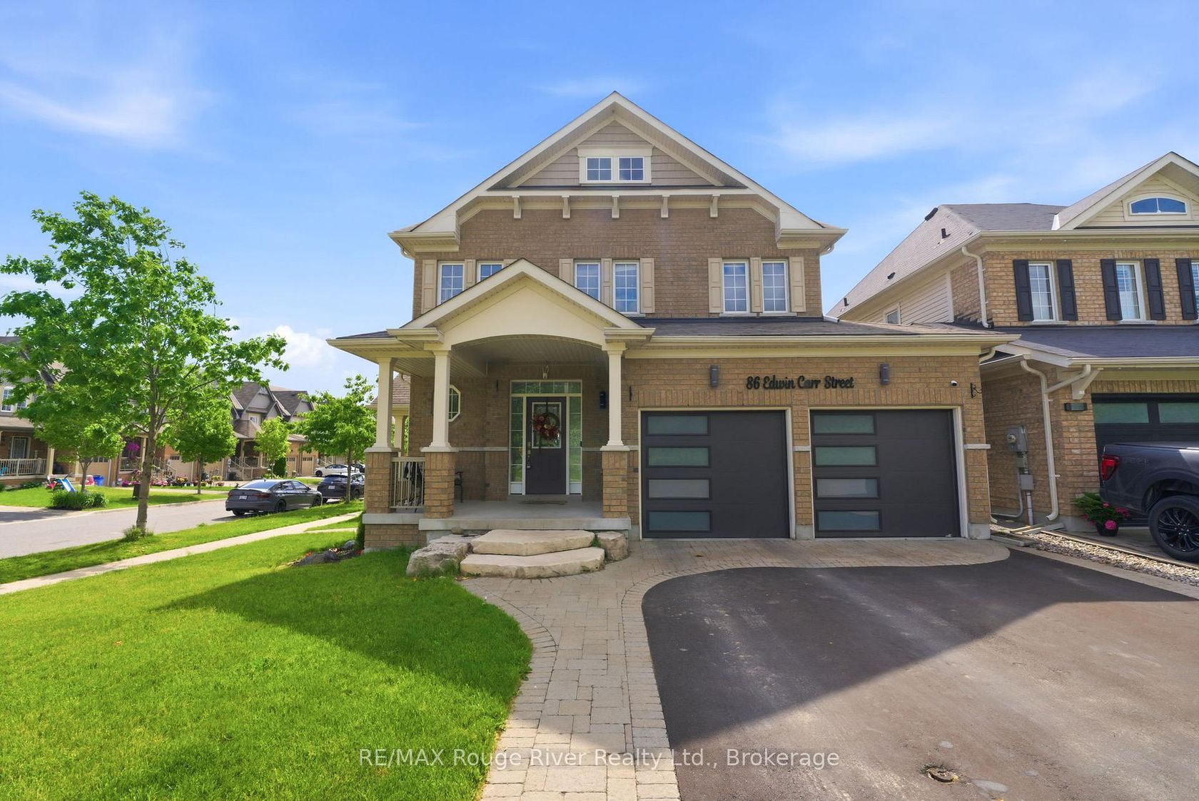 86 Edwin Carr Street, Bowmanville, Clarington photo number 2