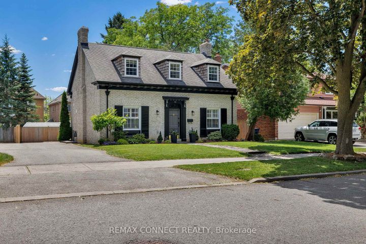 Photo 2 at 52 Angus Drive, Don Valley Village, Toronto