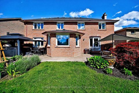 Photo 34 at 425 Easy Street, Mill Pond, Richmond Hill
