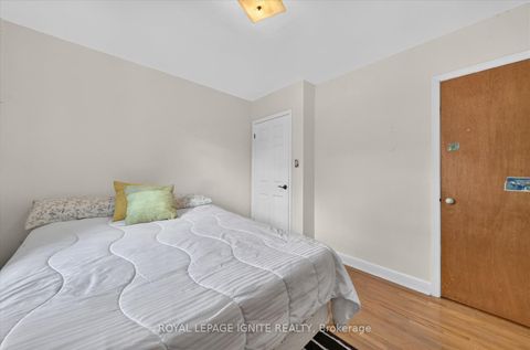 Photo 16 at 20 Alanbury Crescent, Woburn, Toronto