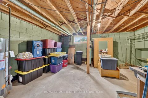 Photo 26 at 20 Alanbury Crescent, Woburn, Toronto
