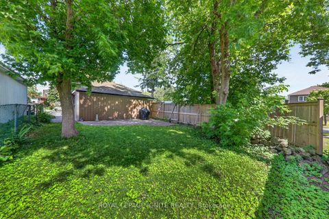 Photo 28 at 20 Alanbury Crescent, Woburn, Toronto