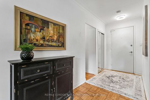 Photo 3 at 101 - 185 Stephen Drive, Queensway, Toronto