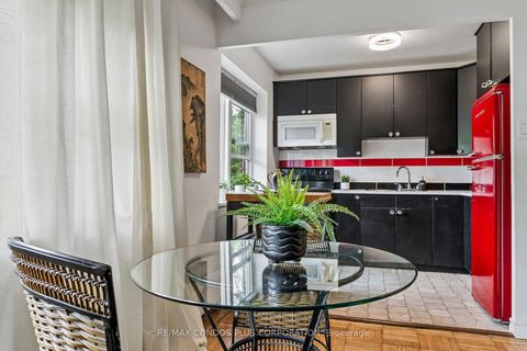 Photo 11 at 101 - 185 Stephen Drive, Queensway, Toronto
